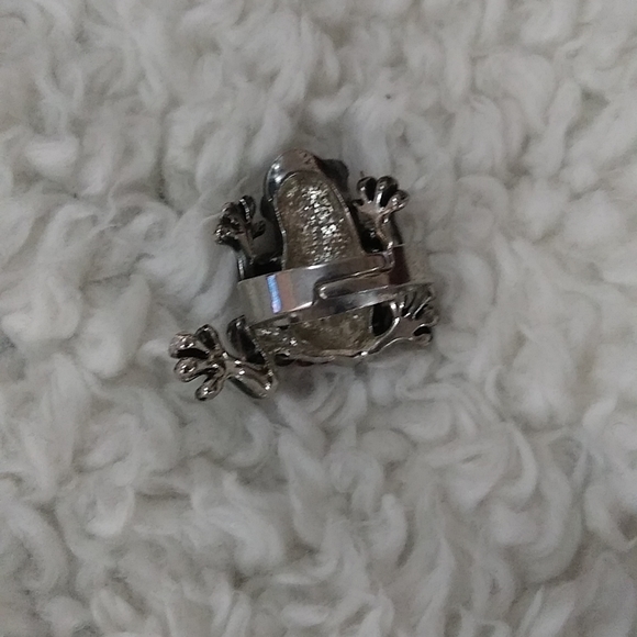 Adjustible Sparkling Frog Ring Red Jewelry - Picture 4 of 7